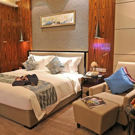 Ramada Plaza Liuzhou Liudong Hotel Ngoại thất bức ảnh