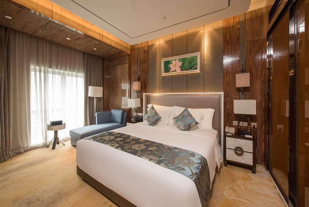 Ramada Plaza Liuzhou Liudong Hotel Ngoại thất bức ảnh