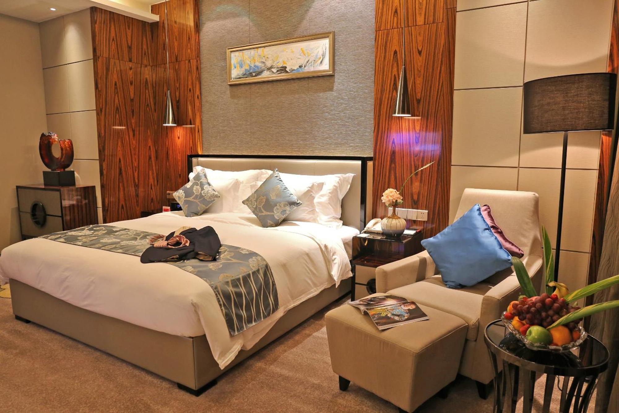 Ramada Plaza Liuzhou Liudong Hotel Ngoại thất bức ảnh