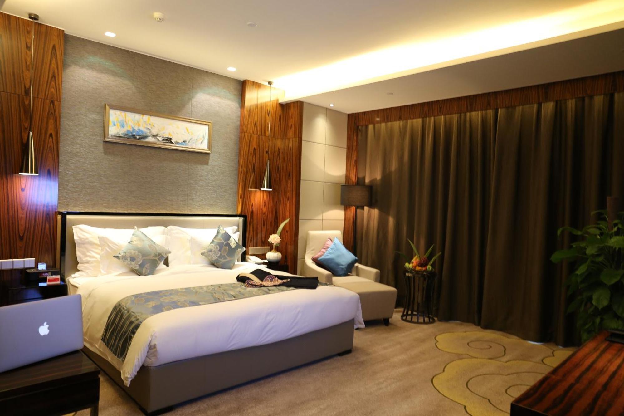 Ramada Plaza Liuzhou Liudong Hotel Ngoại thất bức ảnh